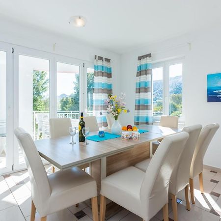 Beautiful Apartment Lovorka 6 , Baska, Krk Exterior photo
