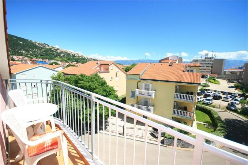 Beautiful Apartment Lovorka 6 , Baska, Krk Exterior photo
